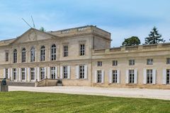 Vue extérieure de l'Hôtel de Ville de Gradignan