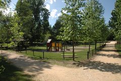 Vue du Parc de Montagaillard et de son aire de jeux