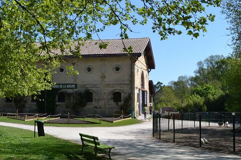 Vue extérieure de la Maison de la Nature.