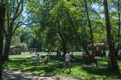 Aire de jeux pour les enfants au parc René Canivenc